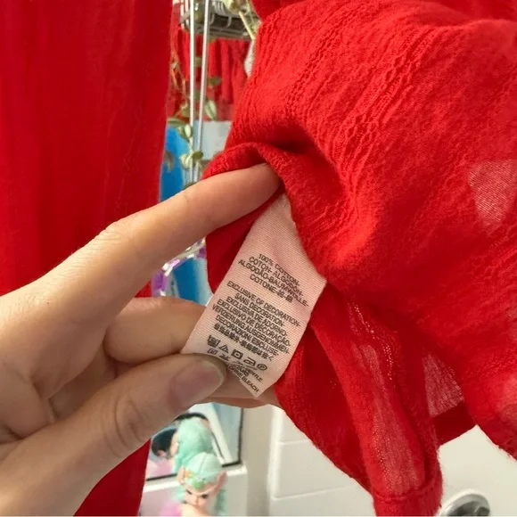 Sold Free People Cotton Lace Longe sleeve cover blouse Red Top - Picture 9 of 9